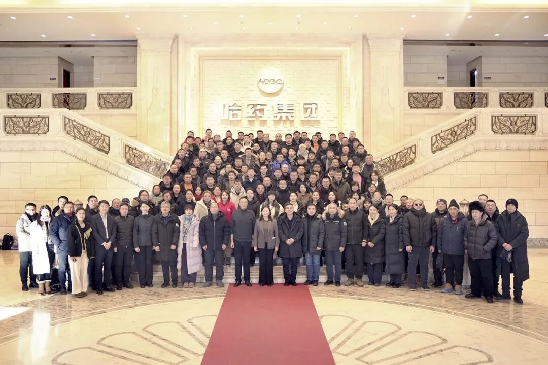 冰雪志愿 使命担当&mdash;&mdash;总150名党员志愿者护航冰雪大世界跨年璀璨之夜